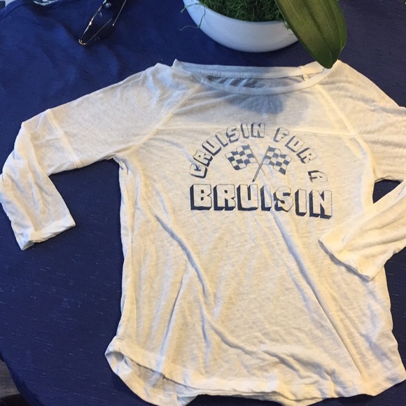 American Eagle 🦅 cruisin 🏎 Sheer tee - Picture 1 of 5